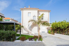 H11 VILLA MIA Giardino-Parcheggio San Remo